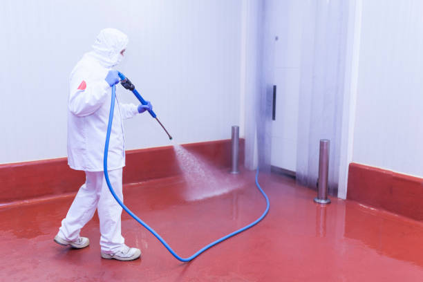 Best Animal Enclosure Cleaning  in Packanack Lake, NJ